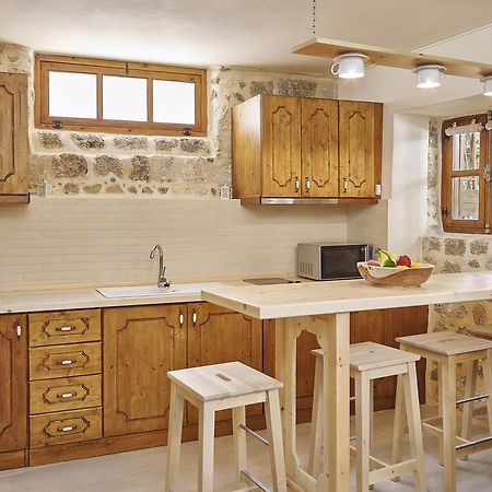 Helios Garden Boutique Apartments Rhodes City エクステリア 写真