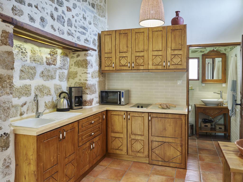 Helios Garden Boutique Apartments Rhodes City エクステリア 写真