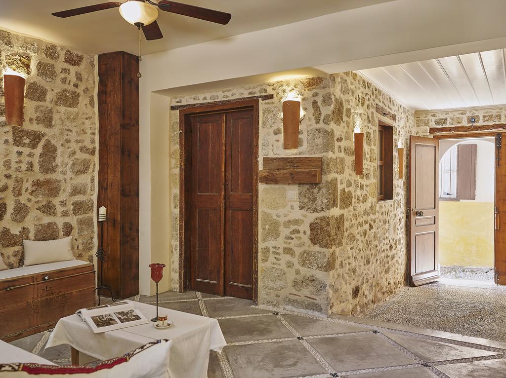 Helios Garden Boutique Apartments Rhodes City エクステリア 写真