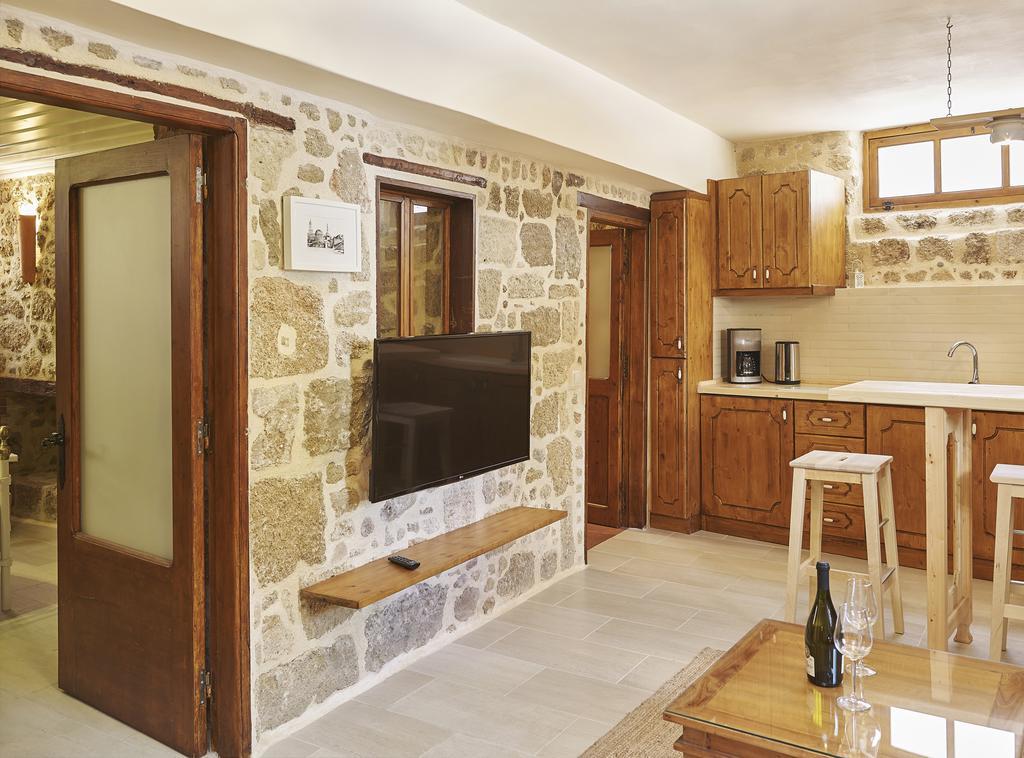 Helios Garden Boutique Apartments Rhodes City エクステリア 写真